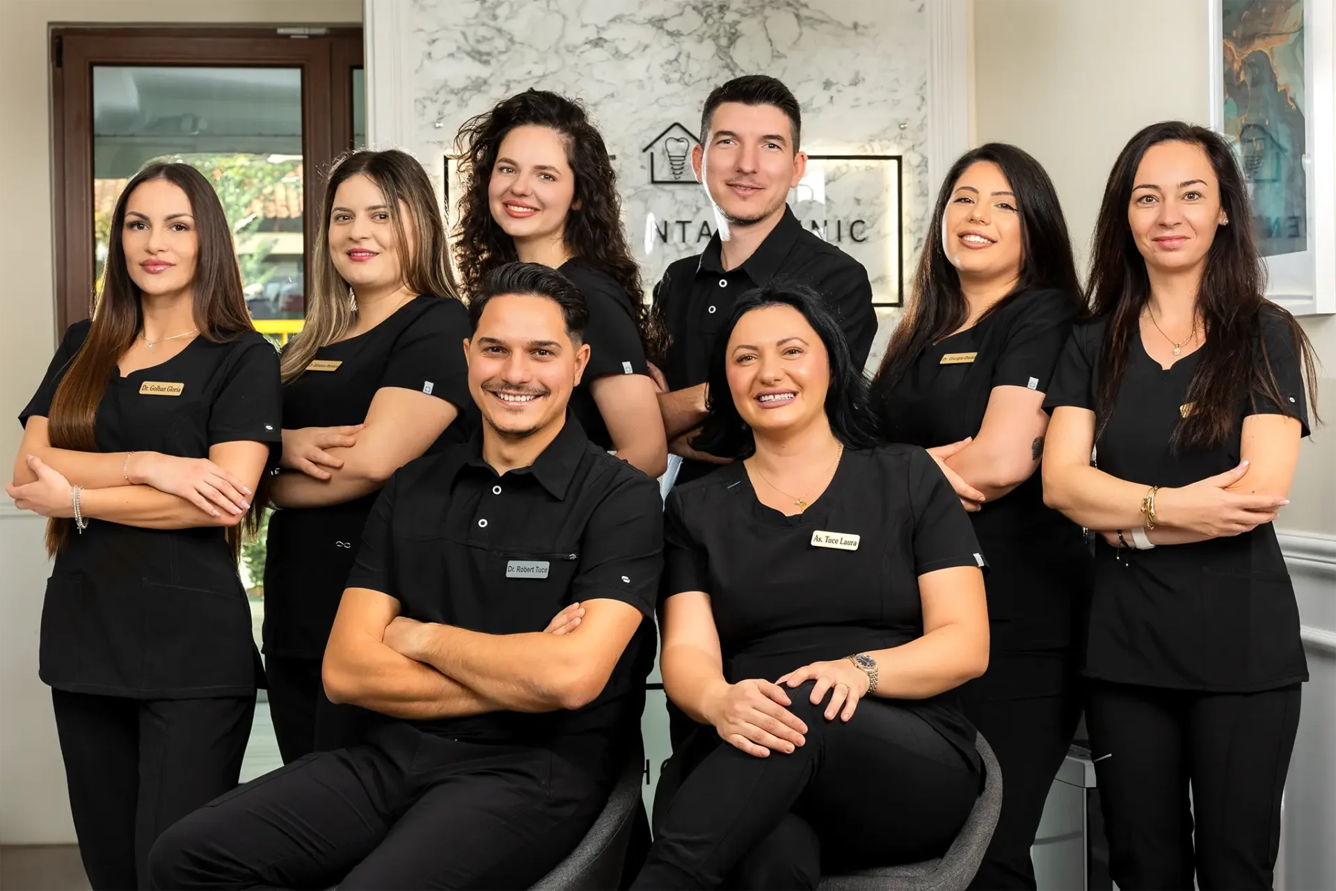 echipa de medici stomatologi home dental clinic Dumbravita